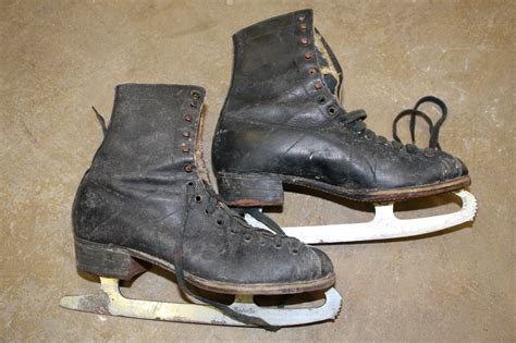 old rebel on ice skates